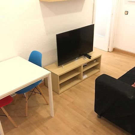 New! Apartment In Sarria Near Metro บาร์เซโลนา ภายนอก รูปภาพ