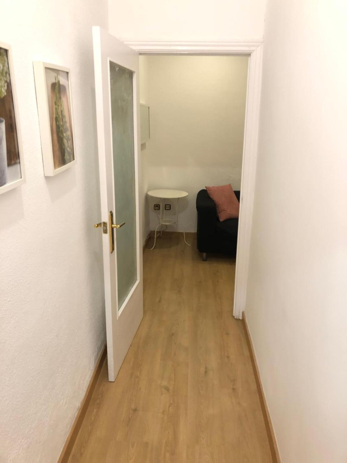 New! Apartment In Sarria Near Metro บาร์เซโลนา ภายนอก รูปภาพ