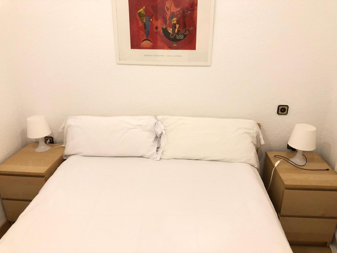 New! Apartment In Sarria Near Metro บาร์เซโลนา ภายนอก รูปภาพ